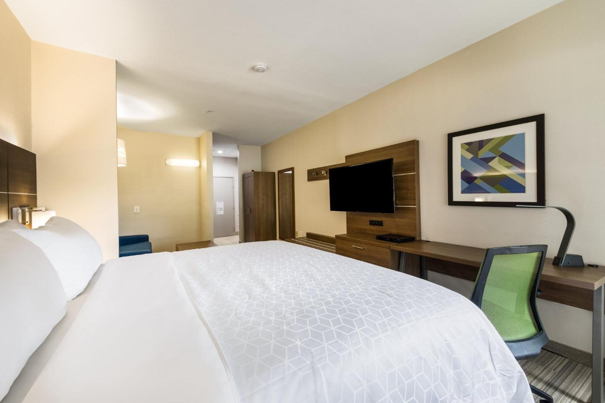 Holiday Inn Express Hotel & Suites Columbus By Ihg Exteriör bild