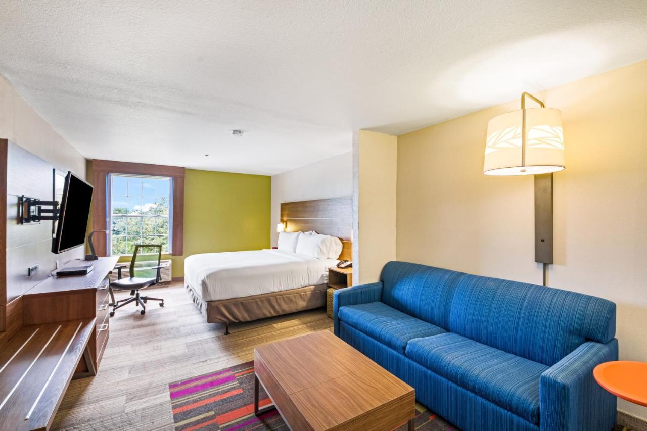 Holiday Inn Express Hotel & Suites Columbus By Ihg Exteriör bild